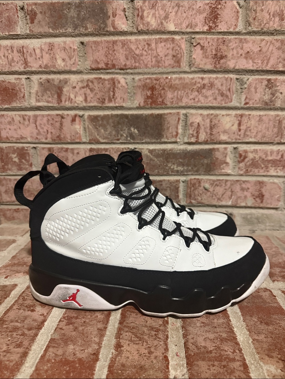 Mens Jordan 9 retro  “spacejam” sneakers size 13